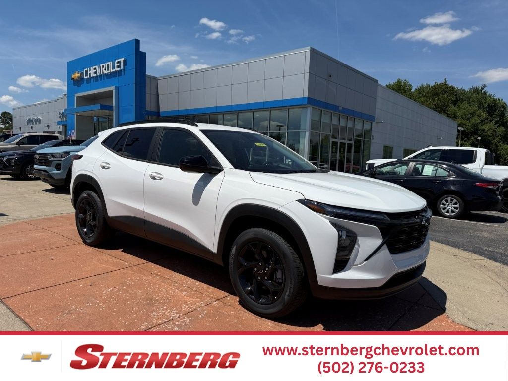 Summit White 2026 Chevrolet Trax LT FWD SUV / Crossover Front-Wheel Drive 6-Speed Automatic