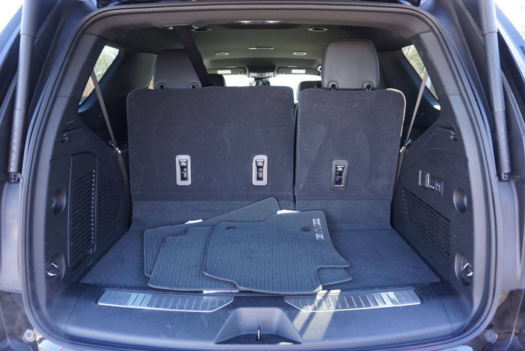 Thumbnail: 2025 GMC Yukon - 17