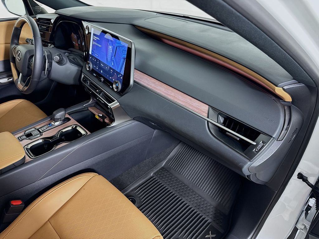 Thumbnail: 2025 Lexus RX - 31