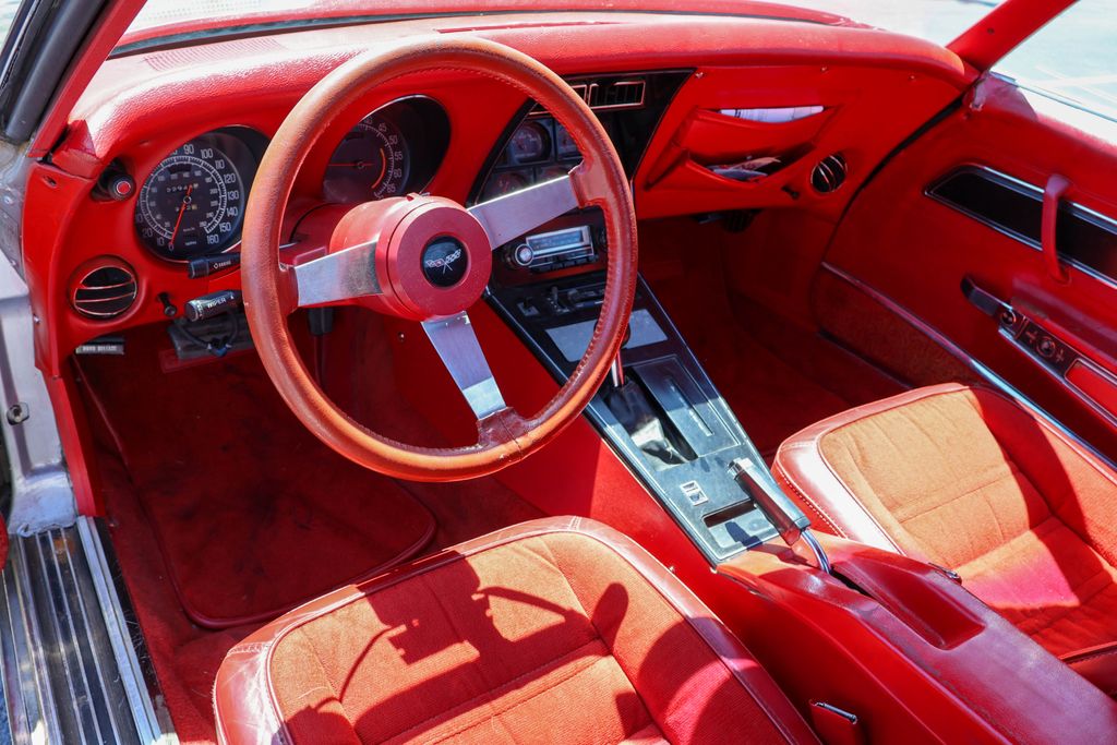 1977 Chevrolet Corvette Classic Coupe 3