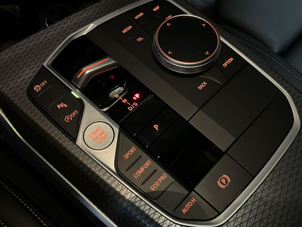 Thumbnail: 2025 BMW 3 Series - 20