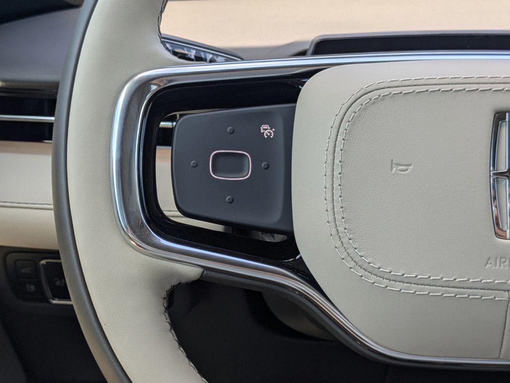2025 Lincoln Nautilus Hybrid Reserve
