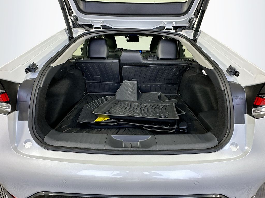 Thumbnail: 2025 Toyota Prius - 26