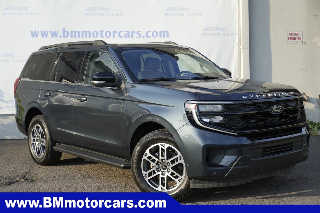Blue Metallic 2025 Ford Expedition SUV / Crossover 4X2 Automatic