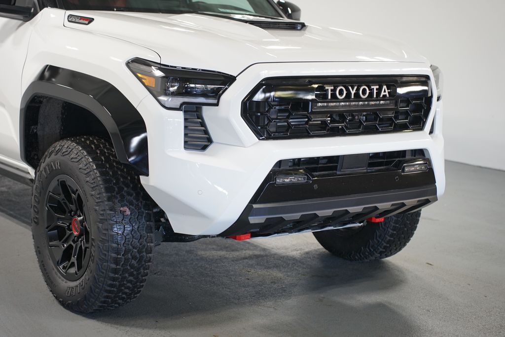 Thumbnail: 2025 Toyota Tacoma - 4