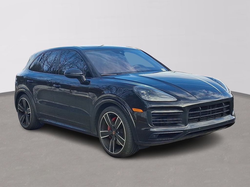 Thumbnail: 2023 Porsche Cayenne - 3