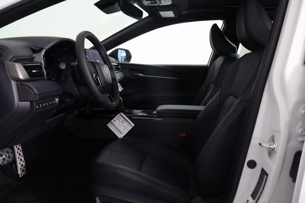 Thumbnail: 2026 Toyota Camry - 5