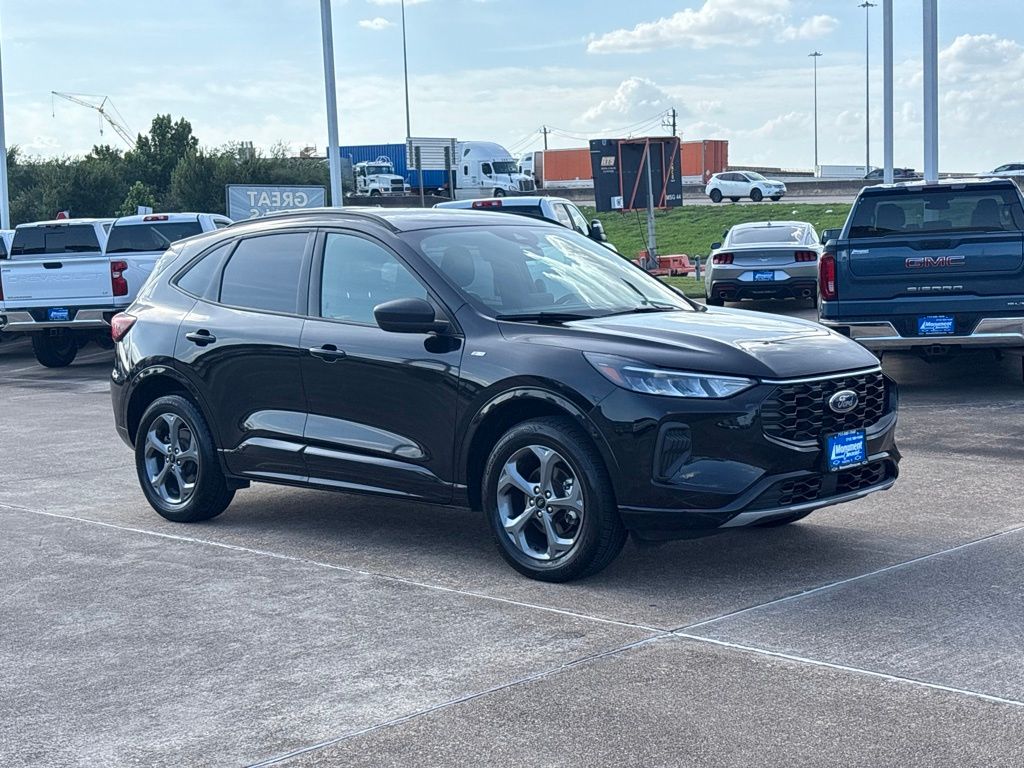 2024 Ford Escape ST-Line Black at Gullo Toyota