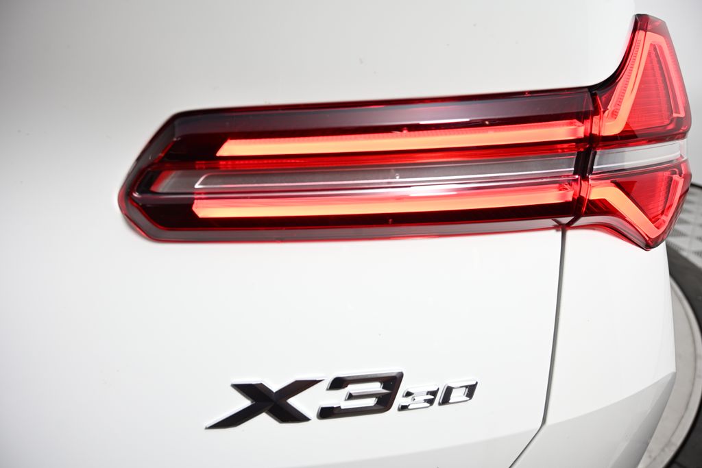 Thumbnail: 2026 BMW X3 - 10