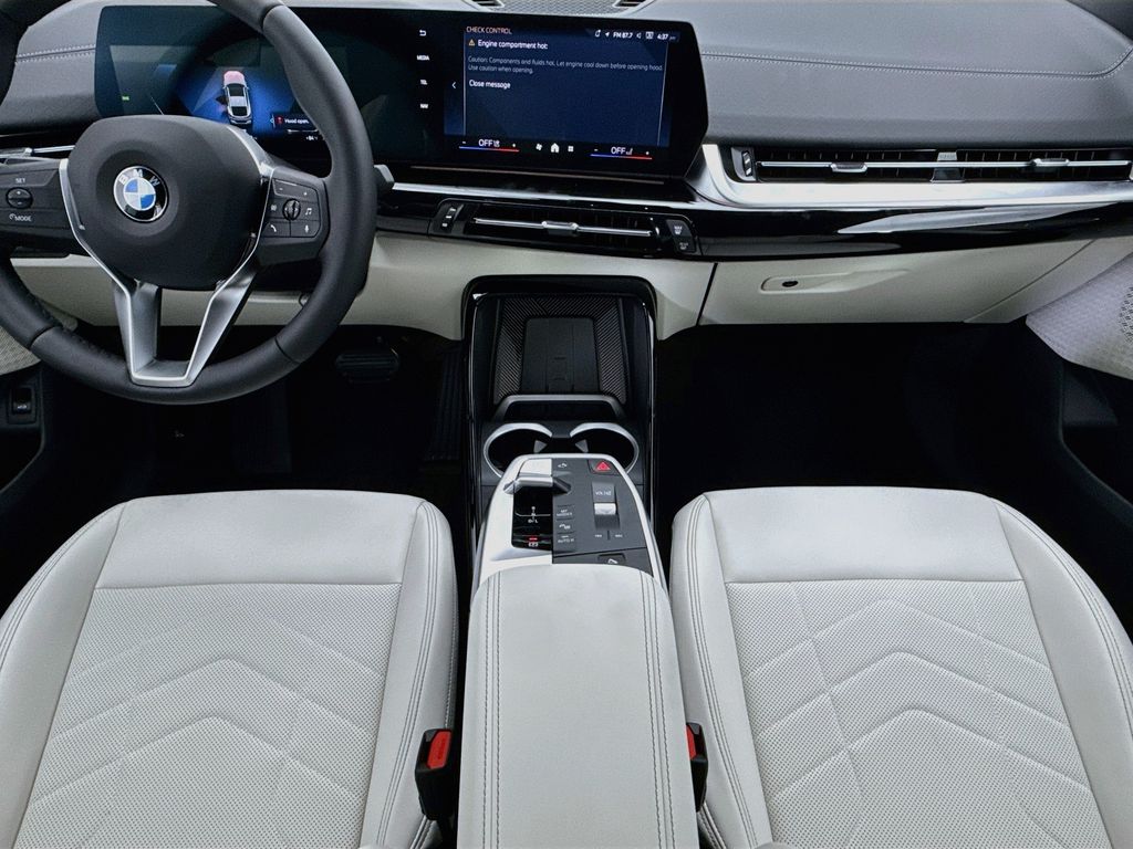 Thumbnail: 2027 BMW X2 - 13