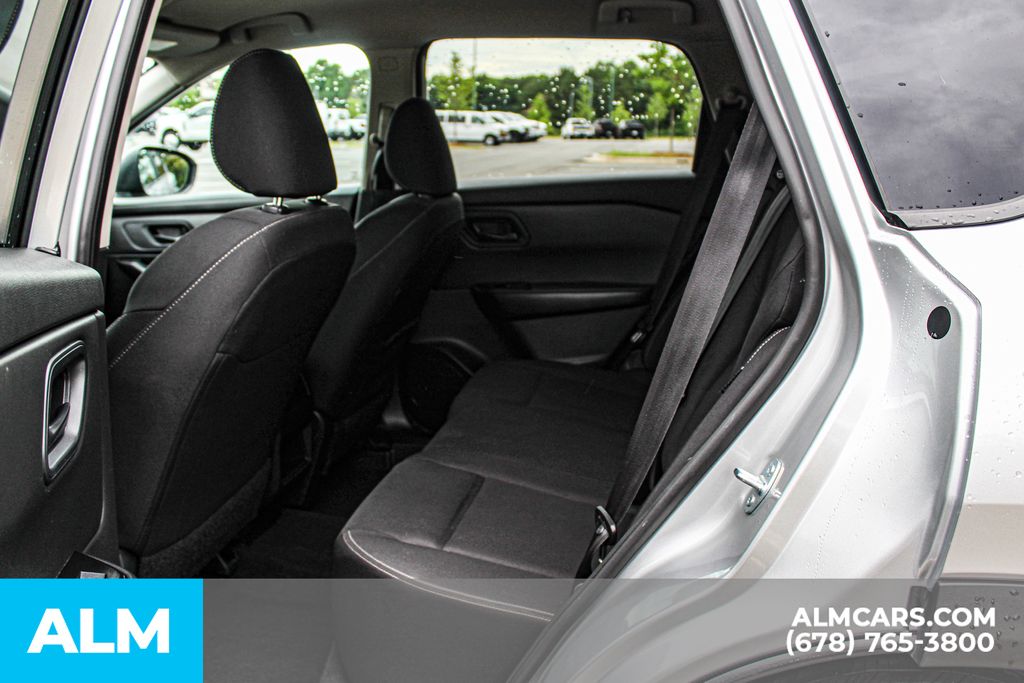 Used 2024 Silver Nissan S image 17