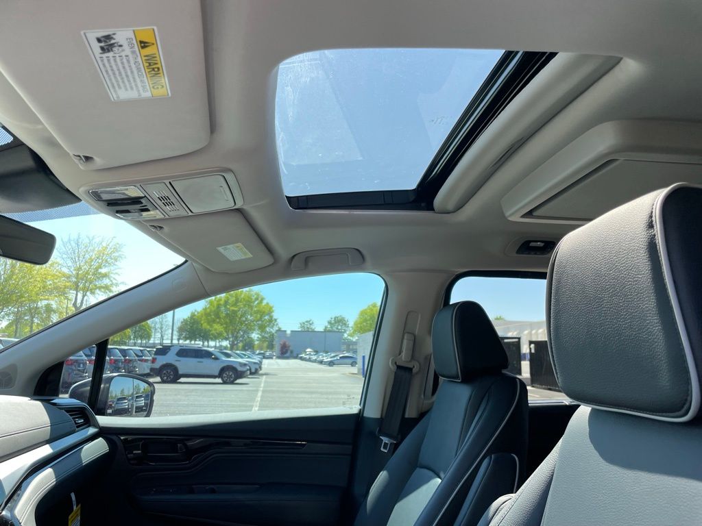 Thumbnail: 2026 Honda Odyssey - 29