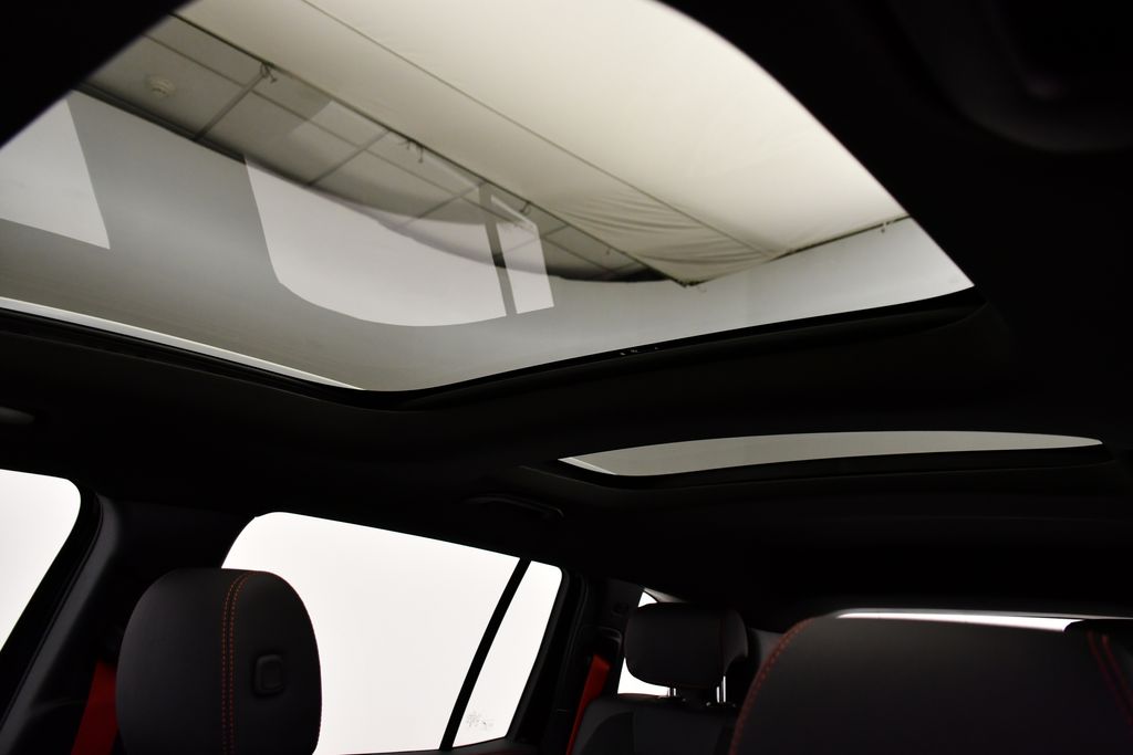 Thumbnail: 2026 Mercedes-Benz GLB - 18