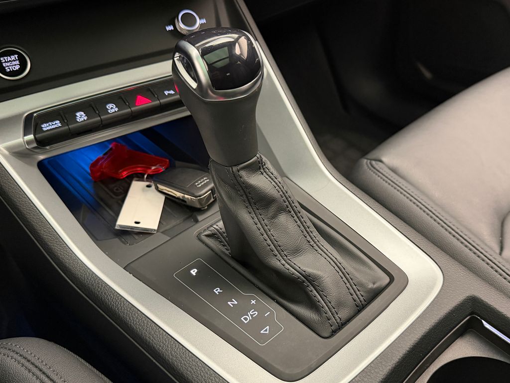 Thumbnail: 2023 Audi Q3 - 29