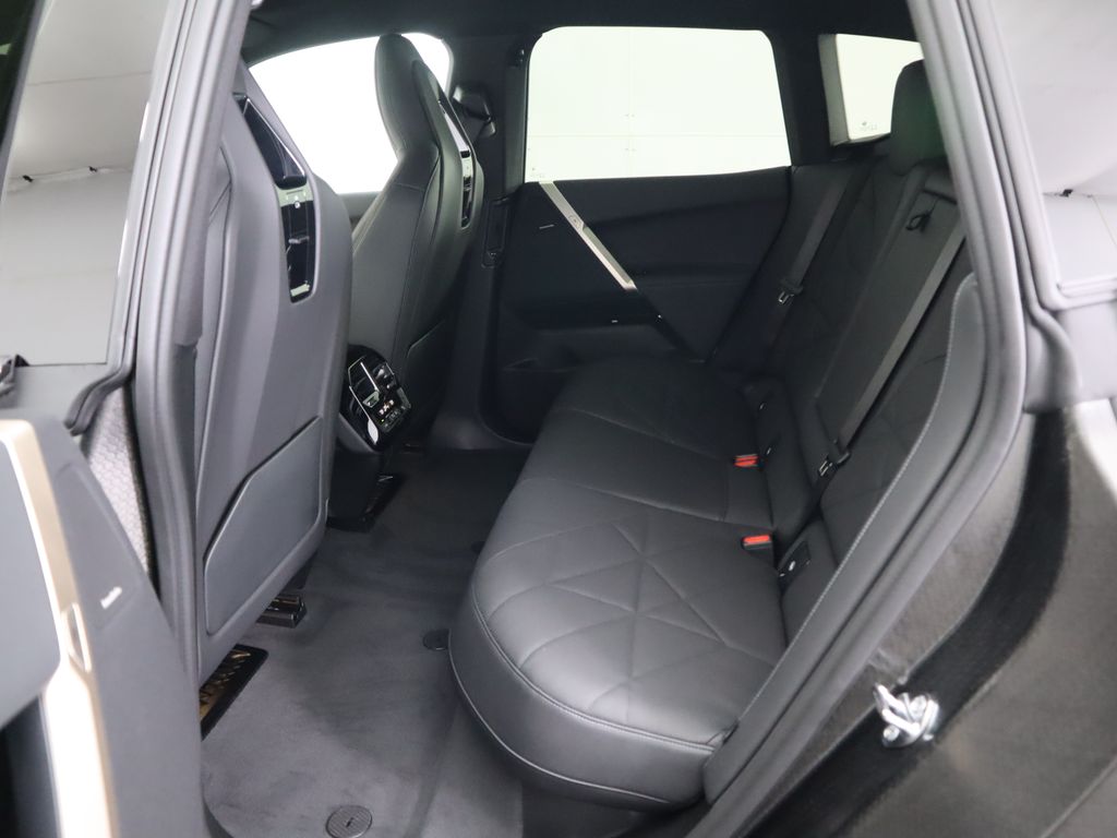 2025 BMW iX xDrive50 22