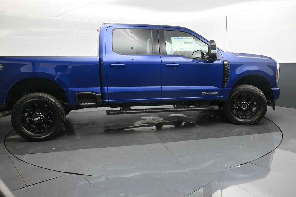 2026 Ford F-350 Lariat photo 5
