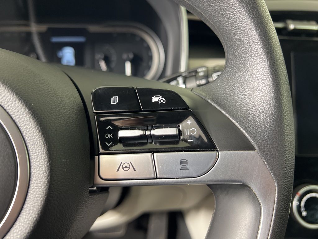 Certified Used 2023 Black Hyundai SEL image 17