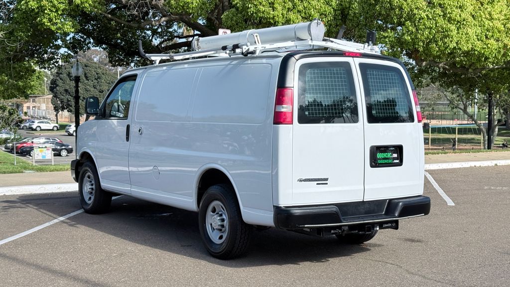Used 2015 Chevrolet Express 2500 Work Van 3D Cargo Van