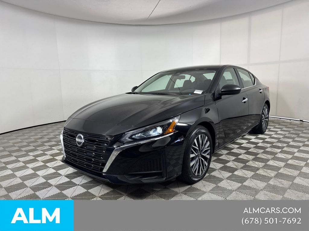 Super Black Clearcoat 2025 Nissan Altima 2.5 SV FWD Sedan Front-Wheel Drive Continuously Variable Transmission