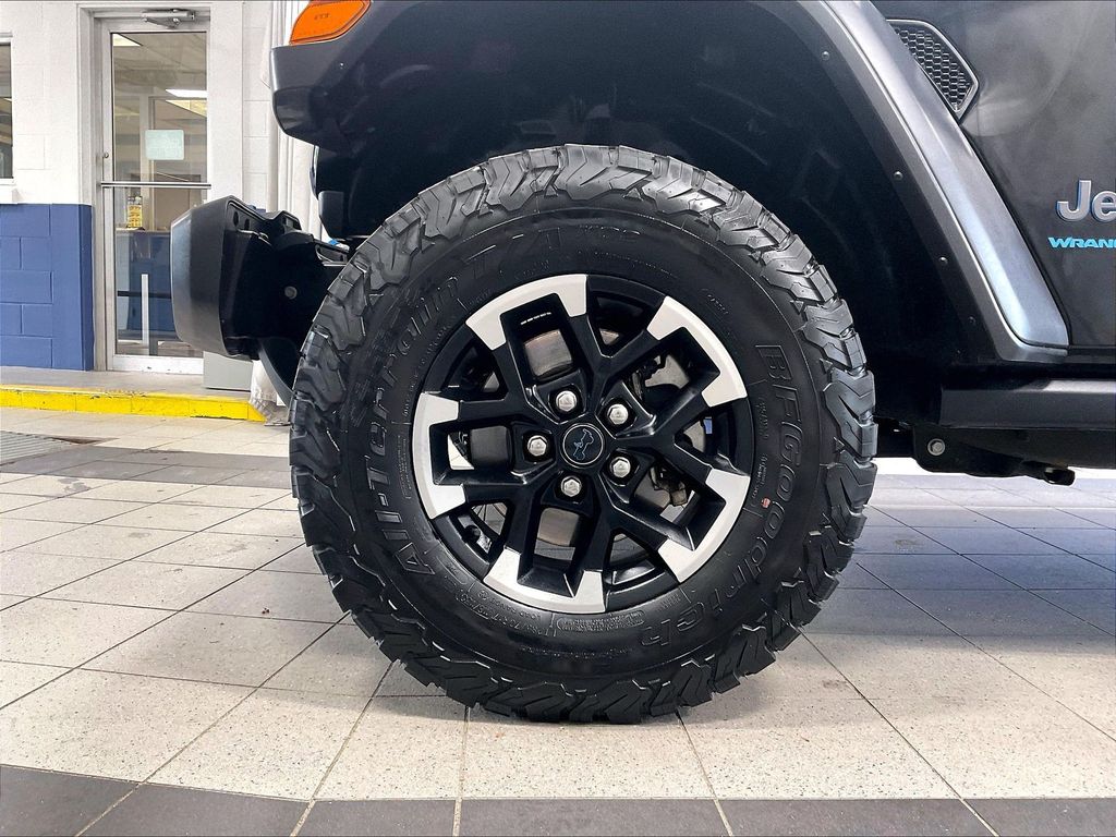 2024 Jeep Wrangler — photo 7