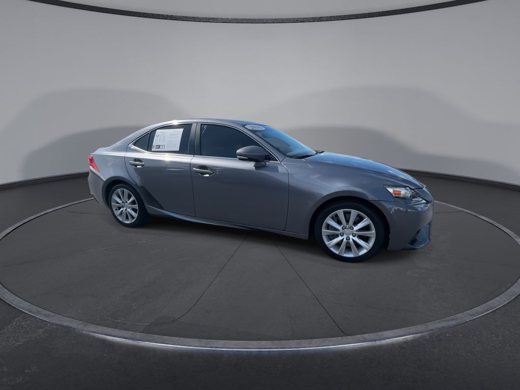 Thumbnail: 2016 Lexus IS - 2