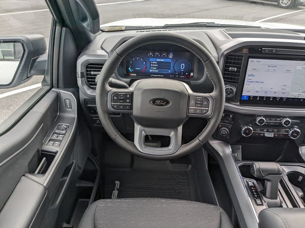 2025 Ford F-150 XLT