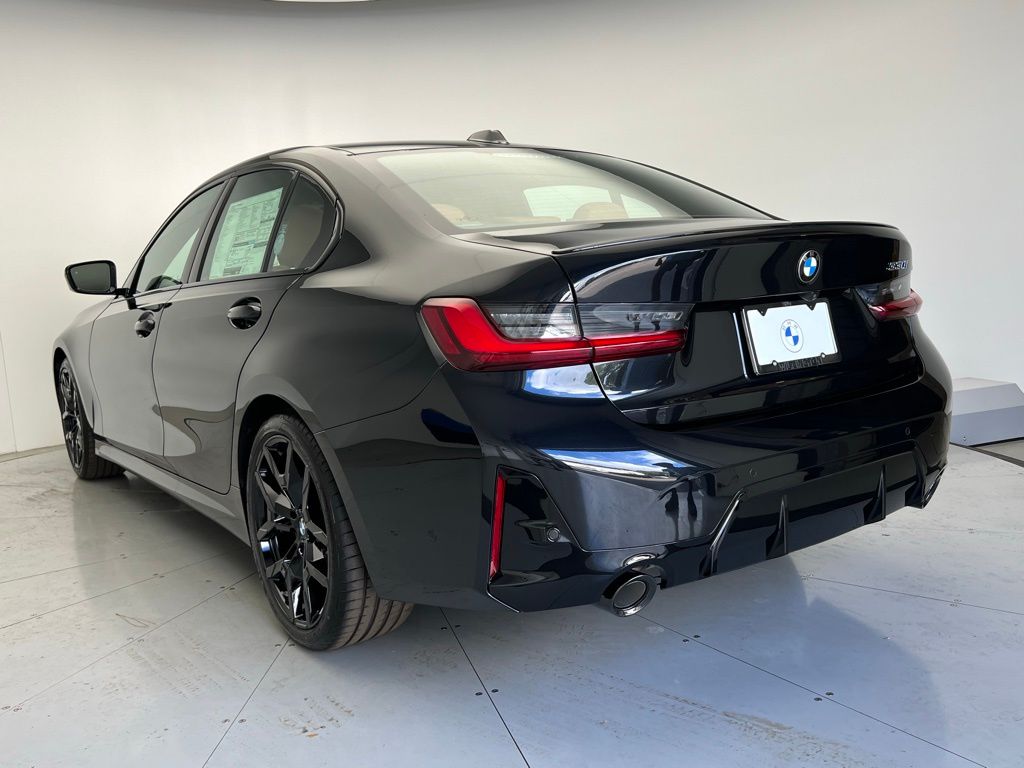 Thumbnail: 2026 BMW 3 Series - 4