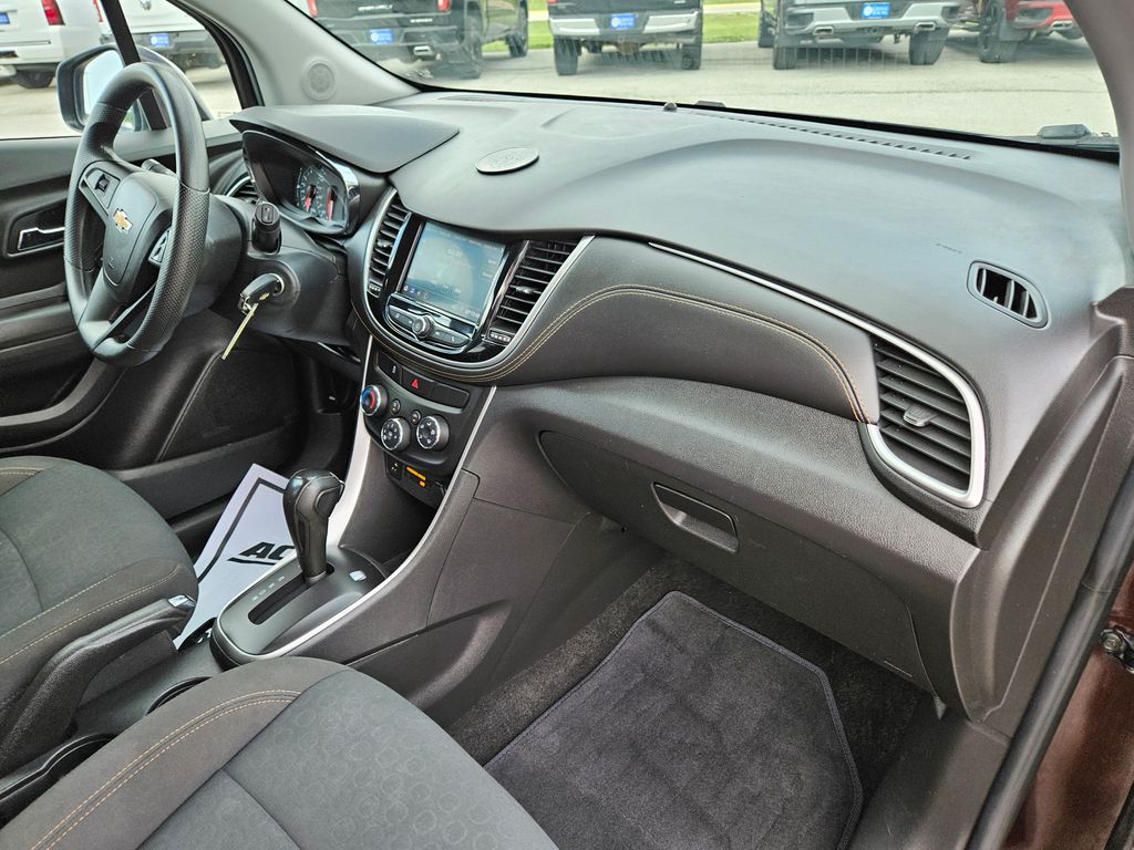 Used 2020 Chevrolet Trax SUV