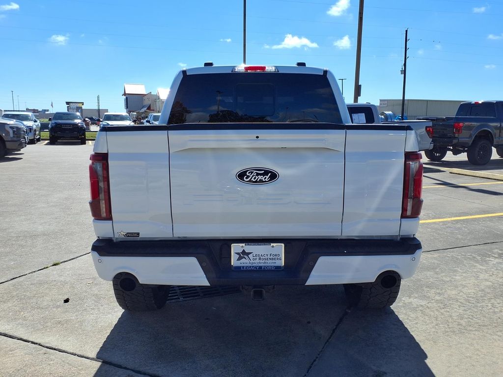 2025 Ford F-150 Lariat - 4
