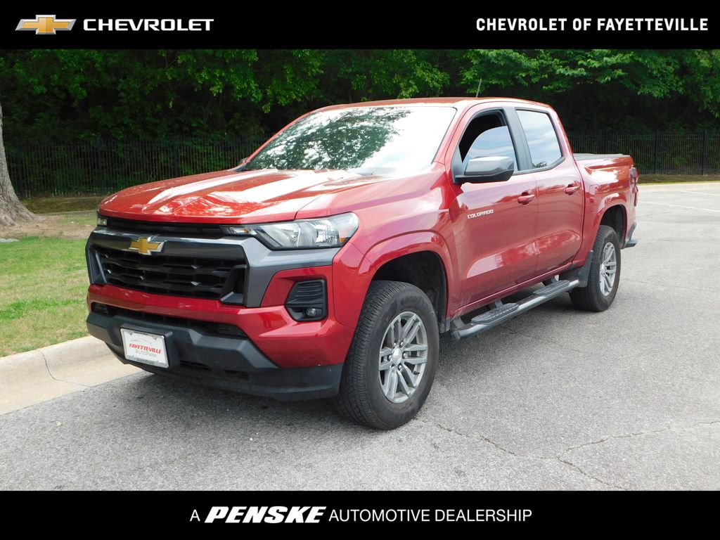 2024 Chevrolet Colorado 4WD LT Crew Cab Short Box's photo