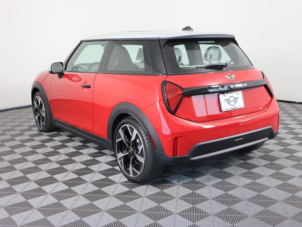 2025 MINI Cooper S 7