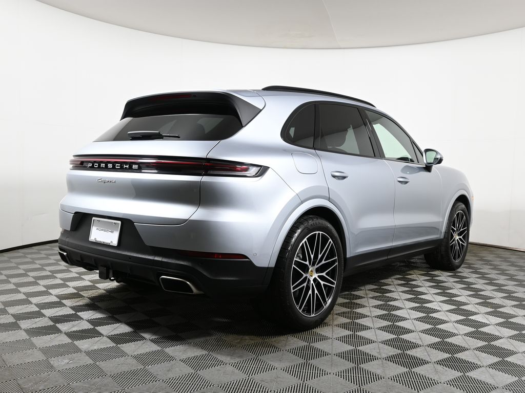 Thumbnail: 2024 Porsche Cayenne - 7
