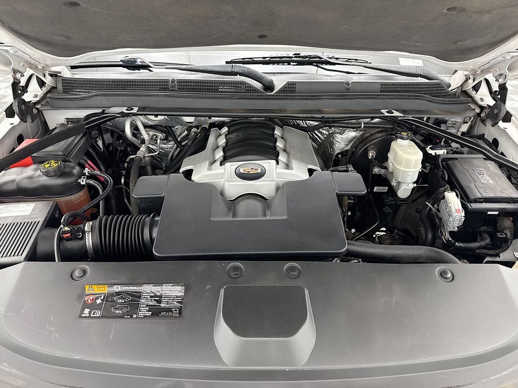 Thumbnail: 2016 Cadillac Escalade - 28