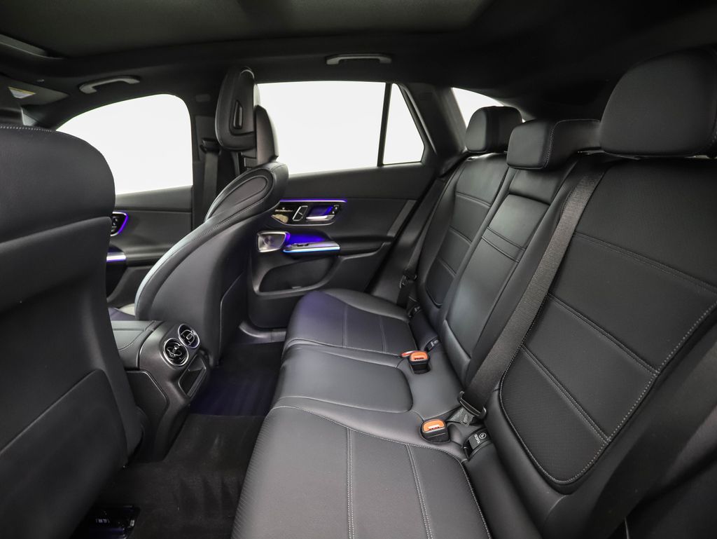 Thumbnail: 2025 Mercedes-Benz GLC - 21