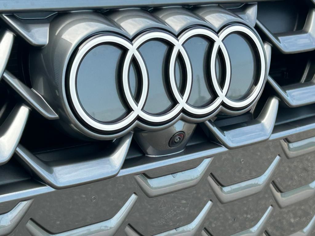 New 2025 Black Audi 2.0T Prestige image 39