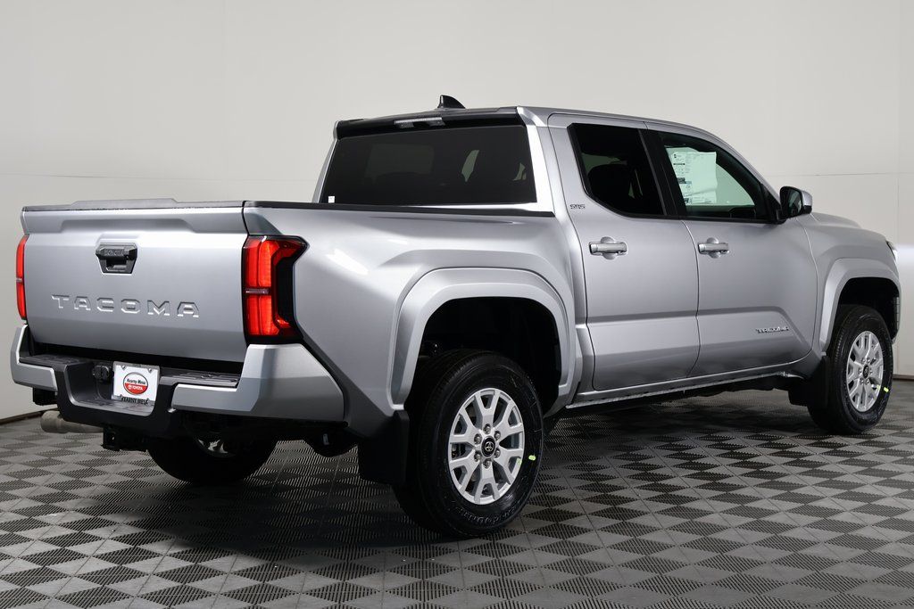 Thumbnail: 2025 Toyota Tacoma - 2