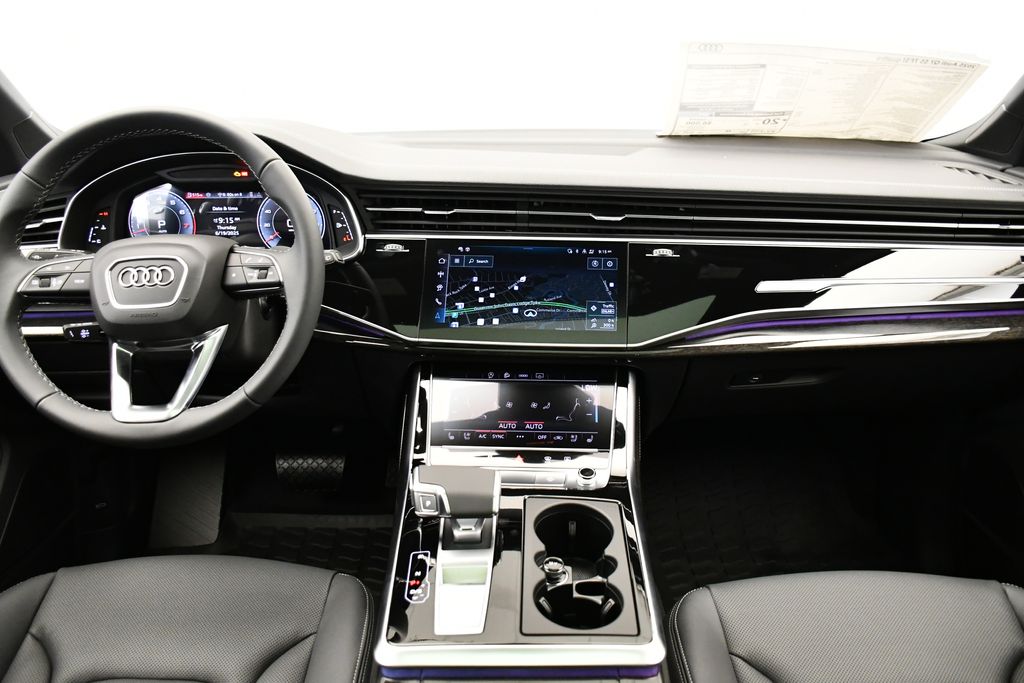 Thumbnail: 2025 Audi Q7 - 18