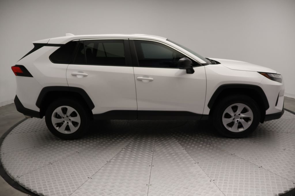 Thumbnail: 2024 Toyota RAV4 - 7