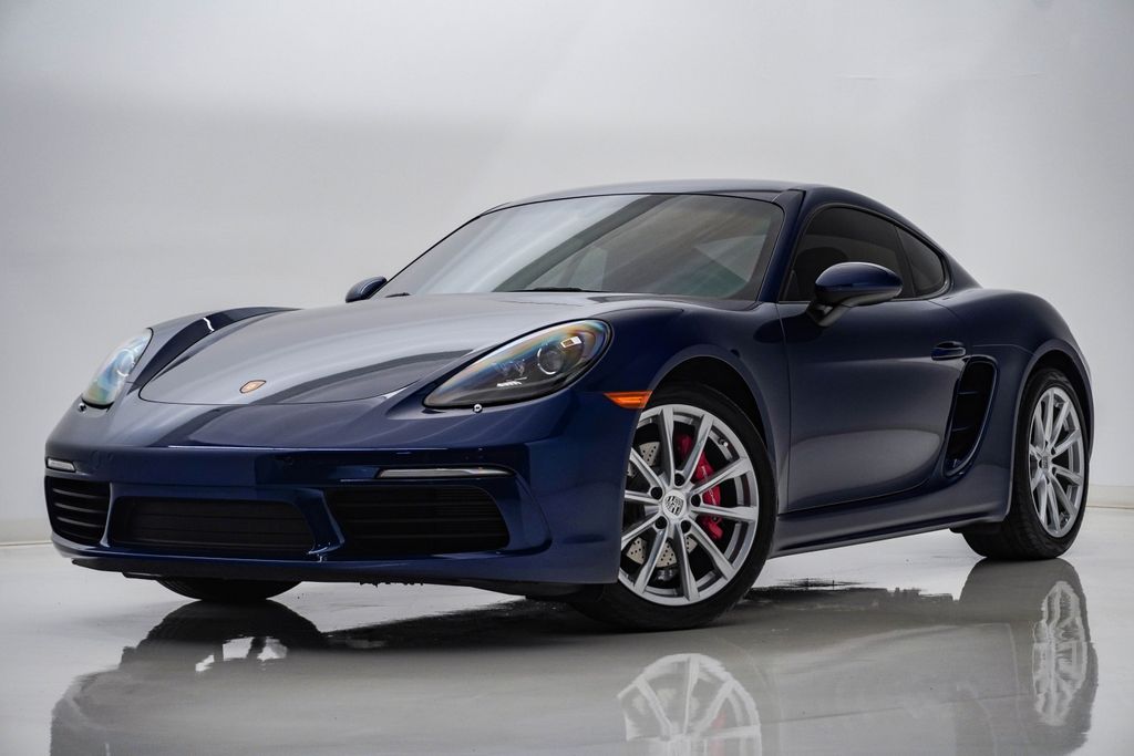  2024 Porsche 718 Cayman S RWD   