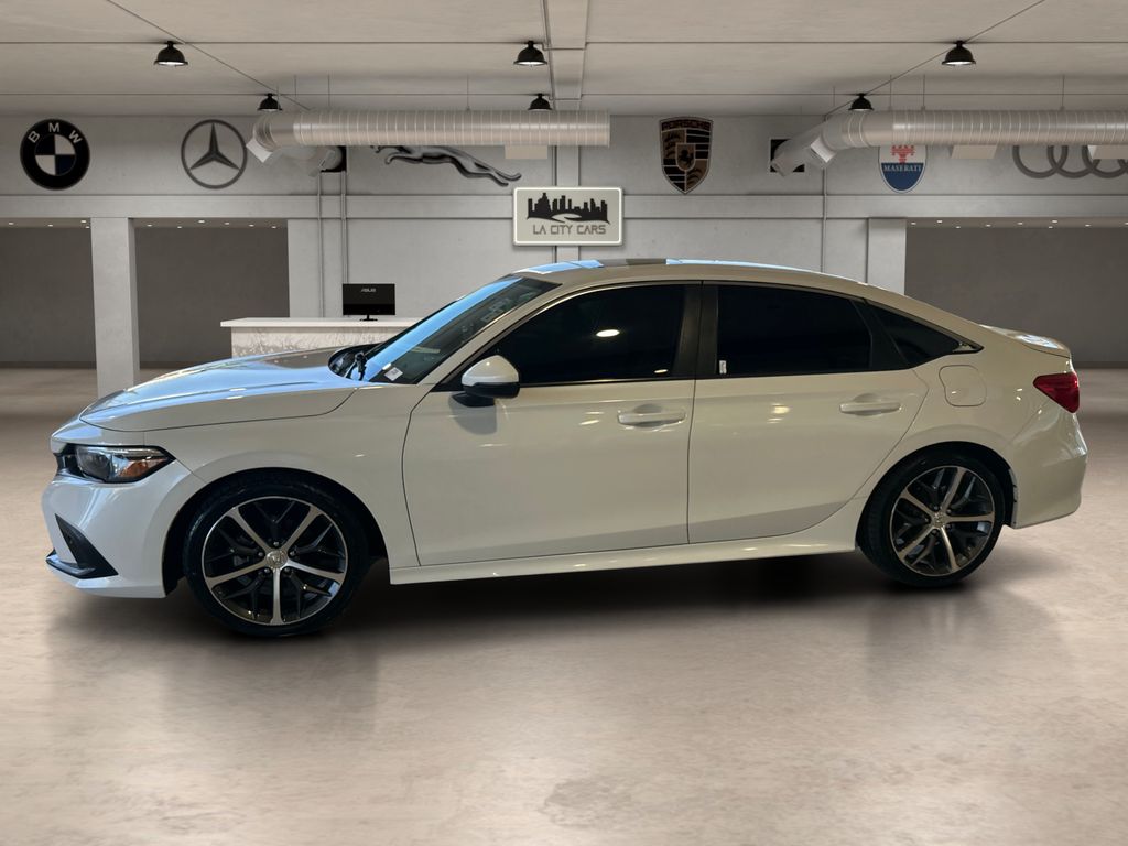 View vehicle photo 2