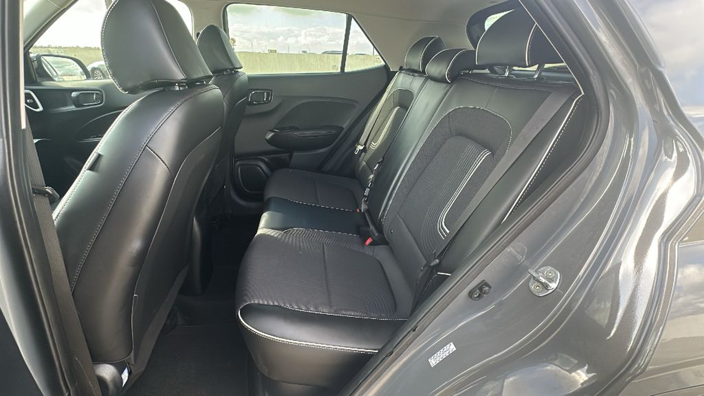 2022 Hyundai Venue Limited Gray at Baytown Hyundai