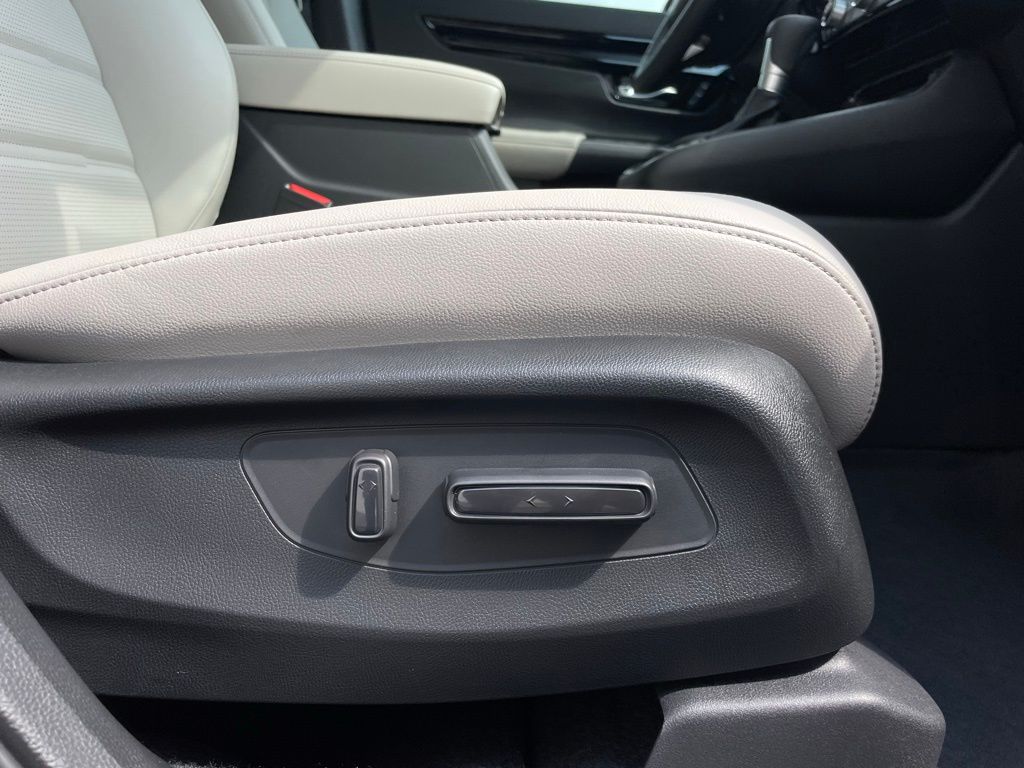 Thumbnail: 2026 Honda CR-V - 32