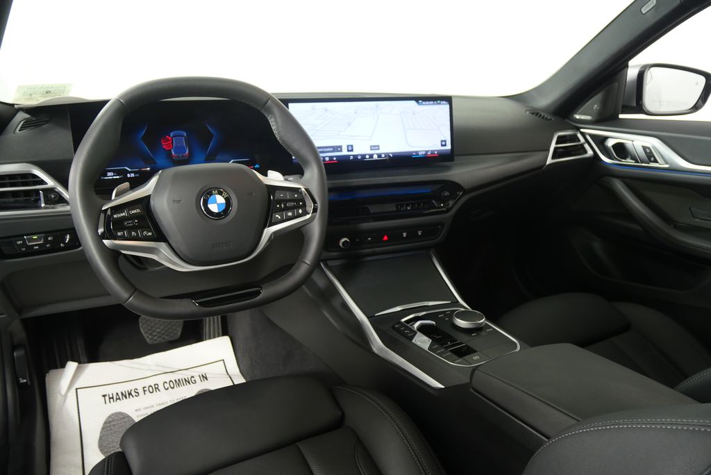 Thumbnail: 2025 BMW 4 Series - 18