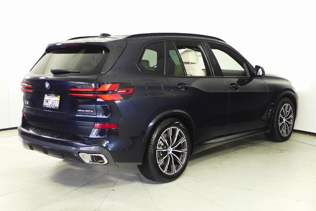 2025 BMW X5 xDrive50e 7