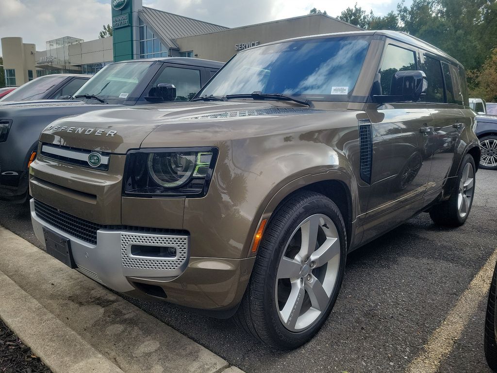 2022 Land Rover Defender 110 -
                Annapolis, MD