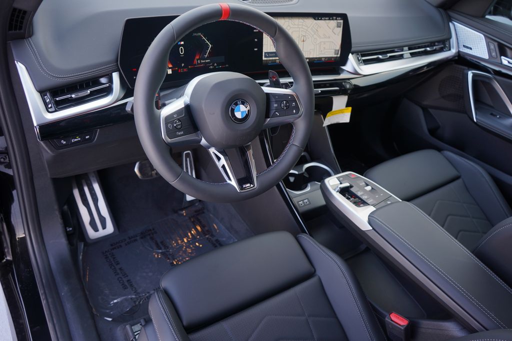 2024 BMW X1 M35i 12