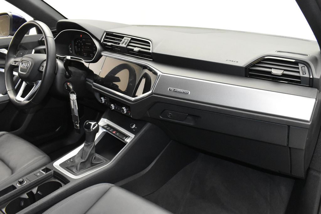 Thumbnail: 2025 Audi Q3 - 24