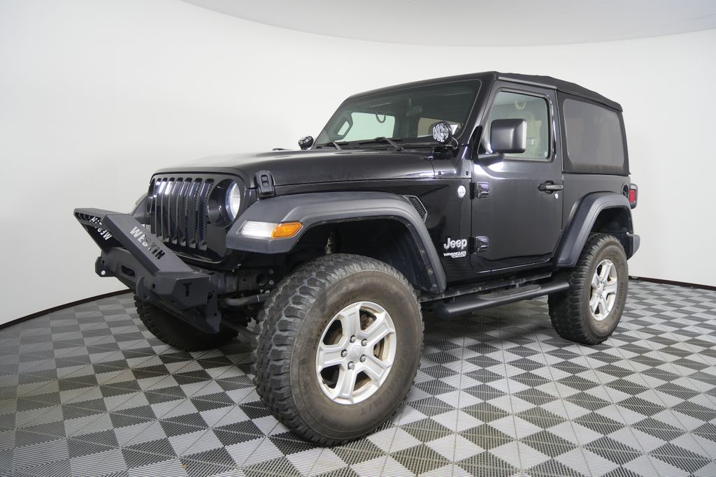 Thumbnail: 2019 Jeep Wrangler - 7