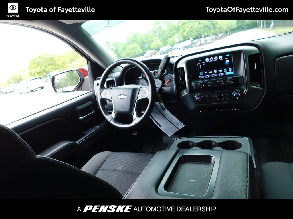 Thumbnail: 2016 Chevrolet Silverado 1500 - 3