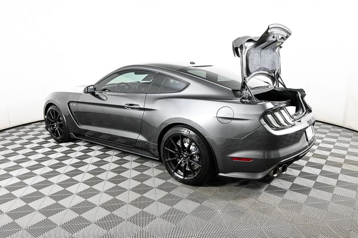 2017 Ford Mustang Shelby GT350 26